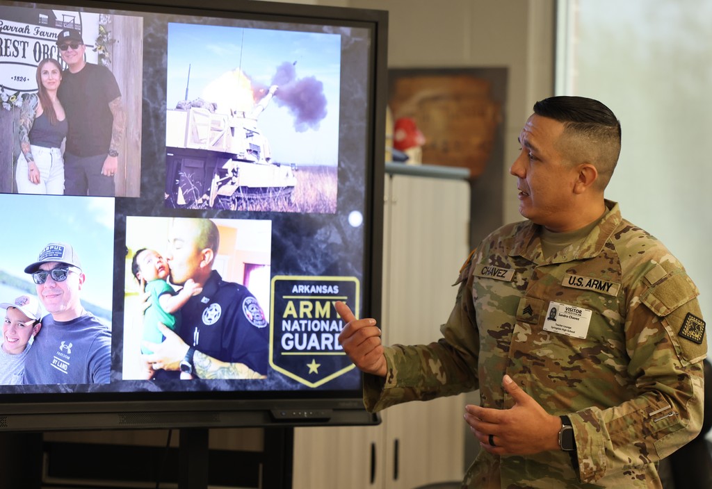 Amanda Craddick's Art Class had a special day! 🎨 SSG Snavely and SGT Chavez from the Army National Guard visited to share information about the National Guard. Afterward, everyone got creative, throwing pottery on the wheels together. It was a day of learning and hands-on fun! 