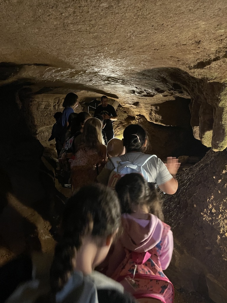 Walker Elementary students at the Old Spanish Treasure Cave