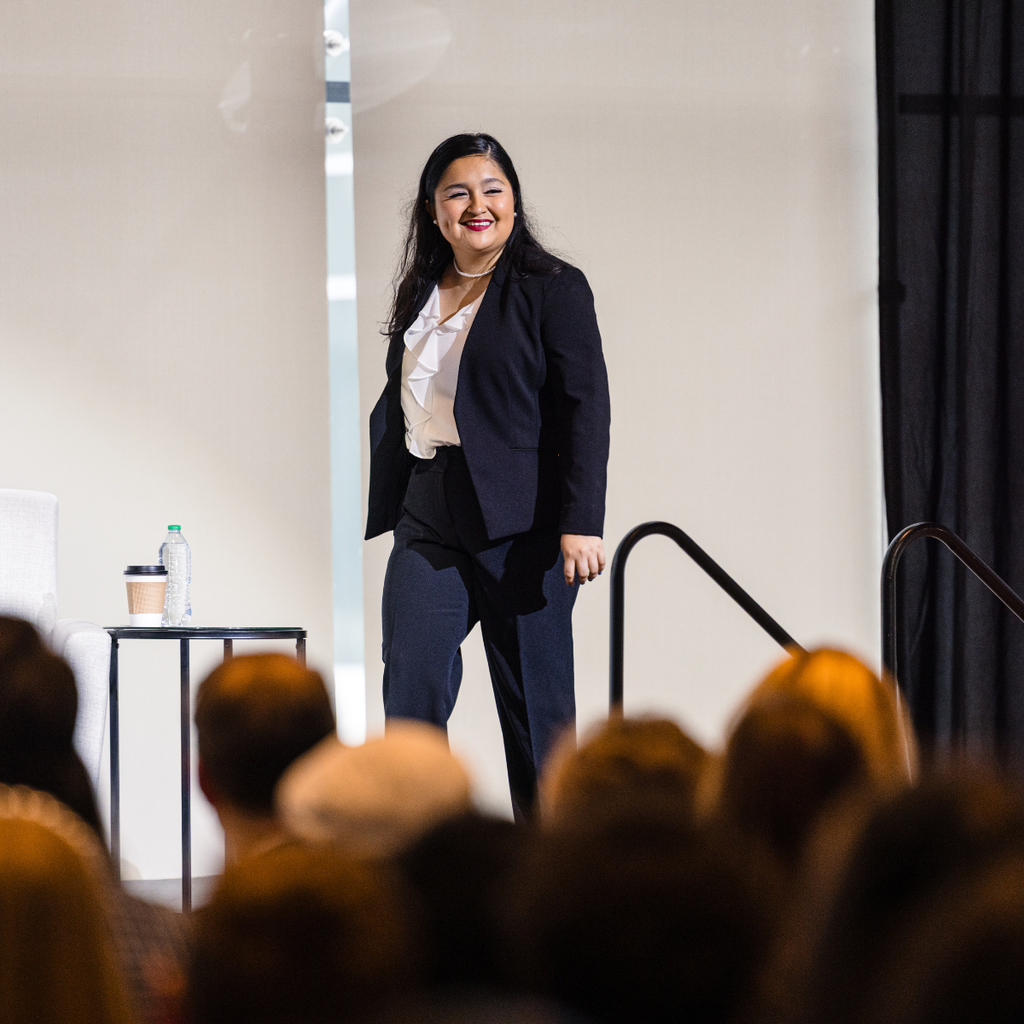 Celebrating #PresidentsDay by reflecting on a monumental moment for our district. 🇺🇸 Honoring the leaders of the past while empowering the leaders of tomorrow, we reflect on a historic moment where Har-Ber High School Adreana Perez joined former President Barack Obama for a Youth Town Hall at Crystal Bridges Museum of American Art. Alongside students from across the state—including our own Springdale middle schools—Alejandro Trejo-Silva from Sonora Middle School also had the incredible opportunity to meet the President. From Superintendent Dr. Jared Cleveland’s conversation with the President to our students witnessing the "We the People" installation, this day served as a powerful reminder of the impact of civic engagement and the spirit of service. #SpringdaleFamily #PresidentsDay #CrystalBridges #StudentLeaders #SpringdaleSchools #SonoraMiddleSchool