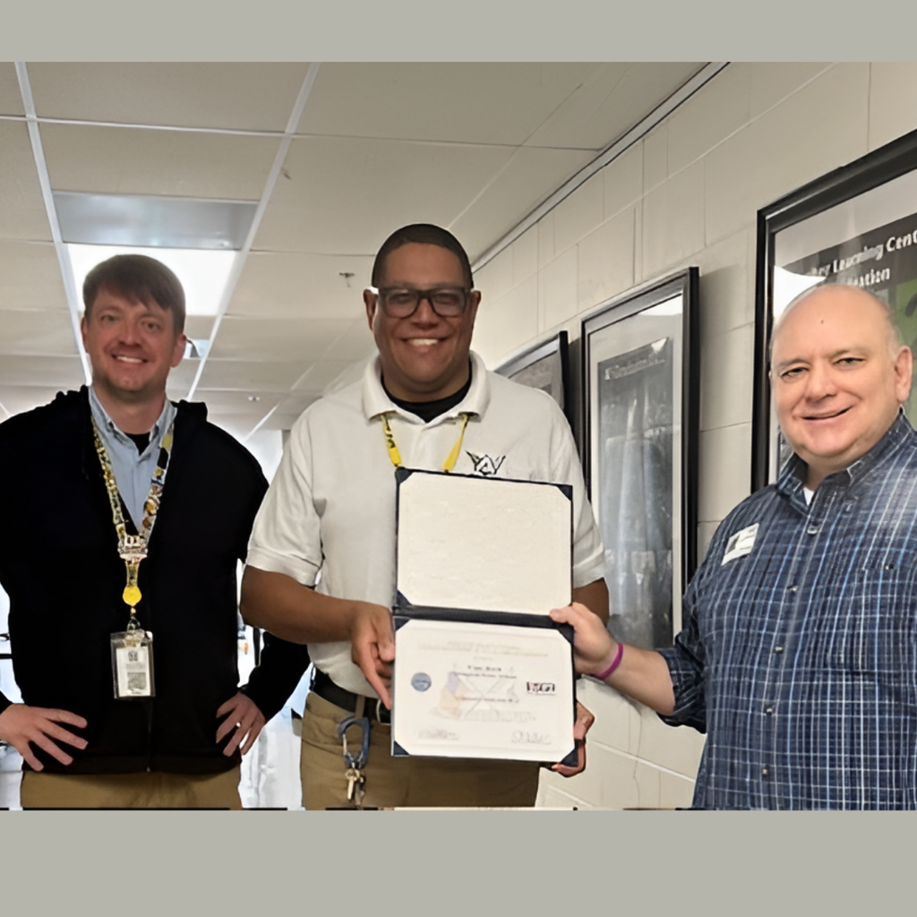 Big honors for Archer Learning Center! 🏆🇺🇸 Dr. Coby Davis recently received the Patriotic Employer Award from the Office of the Secretary of Defense! 🎖️  We’re proud to have a leader who goes above and beyond to support our staff members serving in the National Guard and Reserve. Thank you for your leadership and for making our schools a supportive home for those who serve! 👏✨  #SpringdaleFamily #PatrioticEmployer #Springdale #Arkansas 