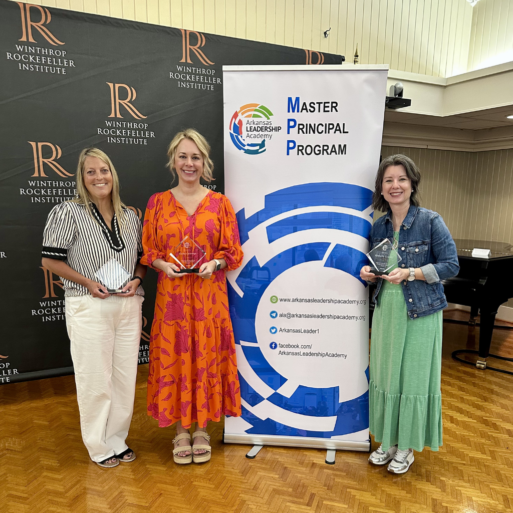 Huge congratulations to these incredible leaders for completing Phase II of the Arkansas Leadership Academy’s Master Principal Program! 🎓✨ 🍎 Molly Brock – Harp Elementary 🍎 Kimberly Crumby – Westwood Elementary 🍎 Chelsea Jennings – Sonora Middle School At Springdale Public Schools, we believe great leaders never stop learning. Thank you for your dedication to our students, staff, and the entire #SpringdaleFamily!