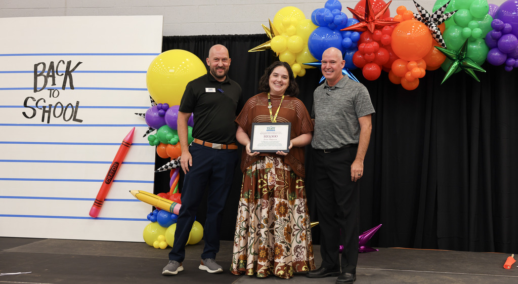 Springdale Chamber of Commerce 60th Annual Teacher Appreciation Event! 🎉🍎  What an incredible day celebrating 2,000+ of our district’s educators! With 90 vendors in attendance and a record number of nominations, our amazing community showered our teachers with over $127,000 in giveaways! 🎁✨  A massive thank you to Sam's Furniture for their 13th year as presenting sponsor and for surprising two of our own with $10,000 classroom makeovers! 🛋️👏  Huge congratulations to our big winners: 🏆 Michael Stewart – Westwood Elementary 🏆 Lauren Lane – George Junior High  We are so proud of our teachers and so grateful for the community that stands behind our #SpringdaleFamily! ❤️🚀  Read More Here: https://app.smore.com/n/fbaxh  #SpringdaleSchools #TeacherAppreciation #CommunityFirst