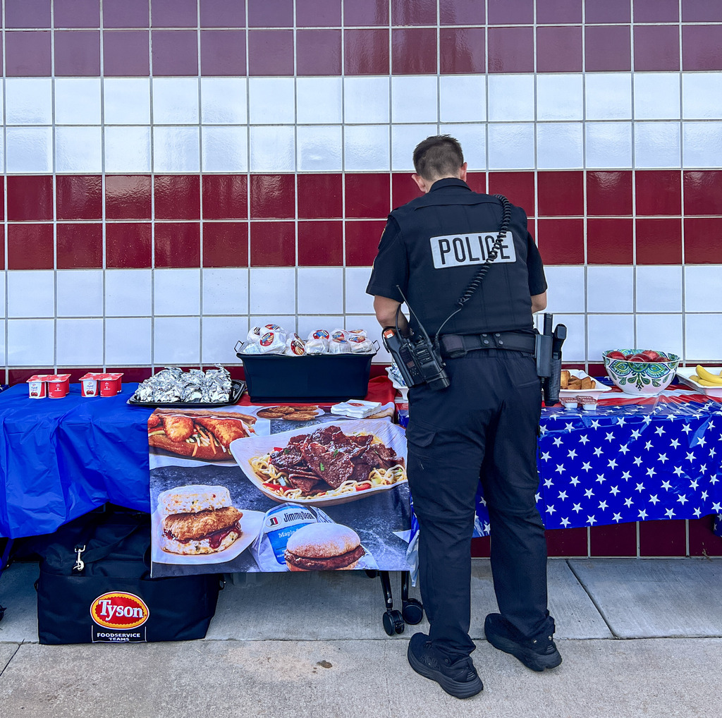 Today, our #SpringdaleFamily honors the fallen and the brave first responders of September 11. From First Responder Breakfasts to classroom discussions across our district, our students and staff took time today to remember those who served, sacrificed, and brought our nation together. #SpringdaleAR #SpringdalePublicSchools #NorthwestArkansas #NWA #NeverForget #911Remembrance