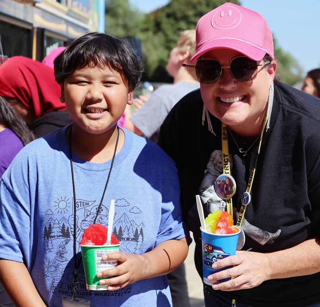 Hats off to our amazing readers! 🤠🧢 We had a fantastic time at Walker Elementary’s annual Read and Snack on the Track event! This year’s theme honored the incredible Dolly Parton, and our students showed up in style wearing all kinds of fun hats and boots while celebrating the joy of reading. A huge thank you to our students, staff and volunteers who made this favorite tradition such a success. Keep reading big and dreaming bigger!