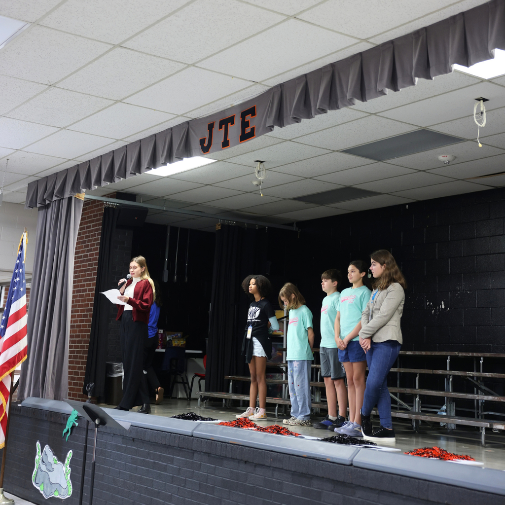 Presidential honor for our #SpringdaleFamily! 🌿🏆  Five John Tyson Elementary students—Avery, Finn, Everlee, Zharia, and Brinxley—were officially presented with the prestigious Presidential Environmental Youth Award (PEYA) by the Environmental Protection Agency (EPA).  This national recognition celebrates the vision, leadership, and hard work these young environmental leaders put into protecting our planet.  We are beyond proud of them for making a real impact far beyond our school walls. Earning this top spot out of our entire 5-state EPA region shows what happens when our #SpringdaleFamily dreams big and leads the way.  #SpringdaleFamily #SpringdaleAR #SpringdaleSchools #NorthwestArkansas #NWA #JohnTysonElementary #PEYAAward #FutureLeaders #NWAeducationPresidential 