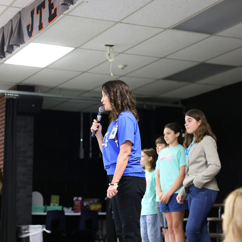 Presidential honor for our #SpringdaleFamily! 🌿🏆  Five John Tyson Elementary students—Avery, Finn, Everlee, Zharia, and Brinxley—were officially presented with the prestigious Presidential Environmental Youth Award (PEYA) by the Environmental Protection Agency (EPA).  This national recognition celebrates the vision, leadership, and hard work these young environmental leaders put into protecting our planet.  We are beyond proud of them for making a real impact far beyond our school walls. Earning this top spot out of our entire 5-state EPA region shows what happens when our #SpringdaleFamily dreams big and leads the way.  #SpringdaleFamily #SpringdaleAR #SpringdaleSchools #NorthwestArkansas #NWA #JohnTysonElementary #PEYAAward #FutureLeaders #NWAeducationPresidential 