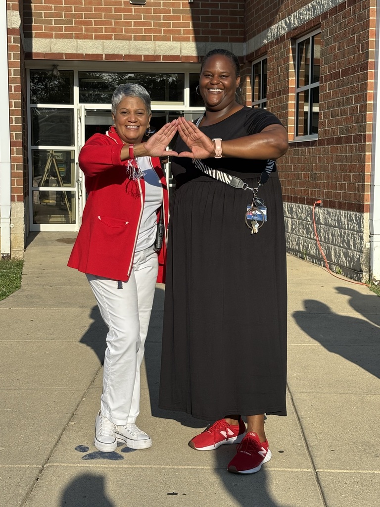 Principal Howard and Asst. Principal Cole - ALL SMILES!! Delta Sigma Theta Sorority, Inc!
