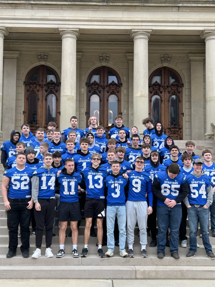 2025 Football team visiting the State Capitol 