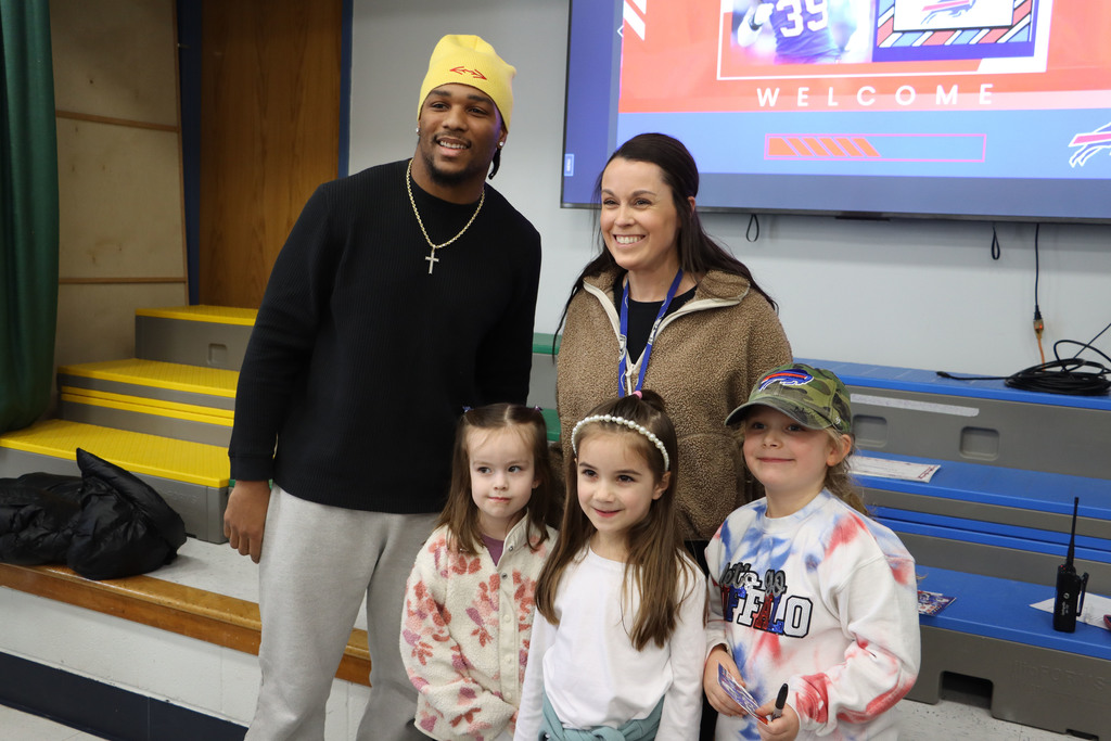 Cam Lewis Visits CES