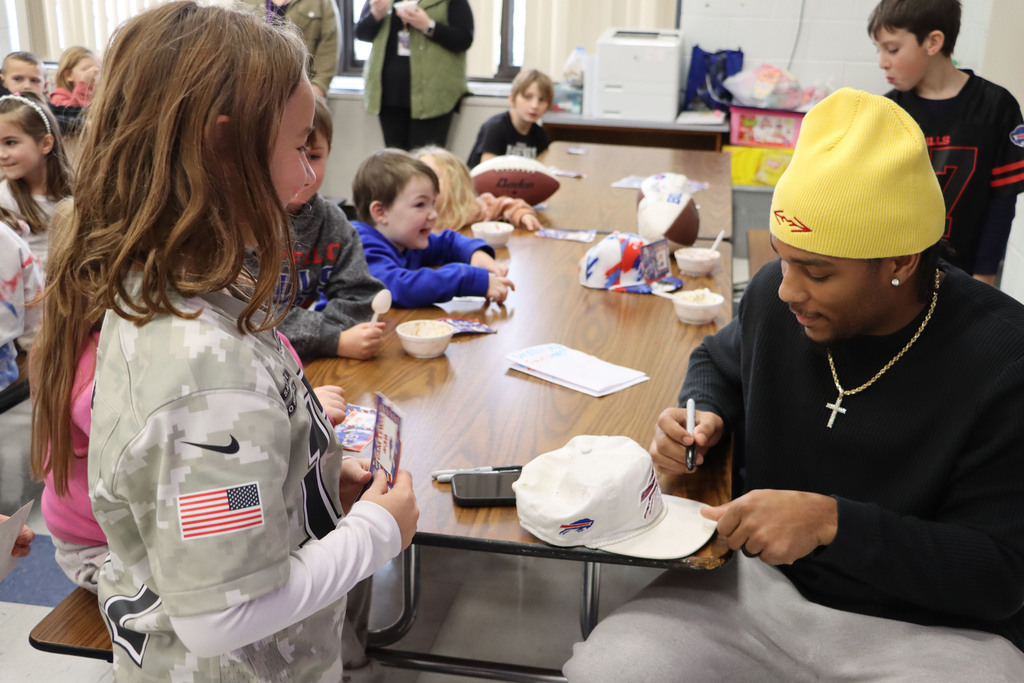 Cam Lewis Visits CES