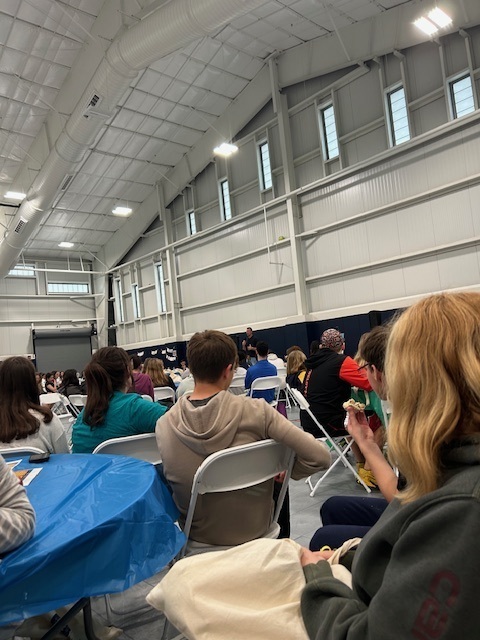Students listen to the speaker. 