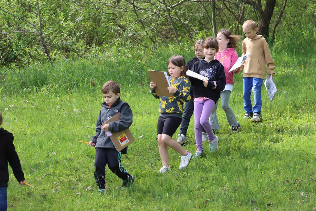 nature scavenger hunt