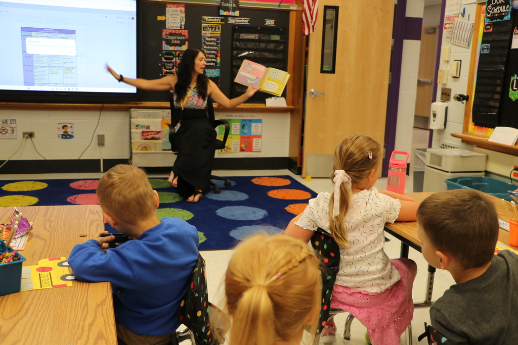 storytime in kindergarten