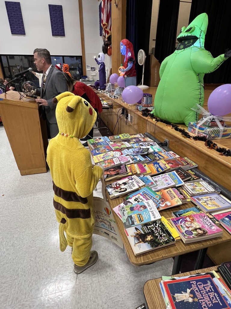 Book table