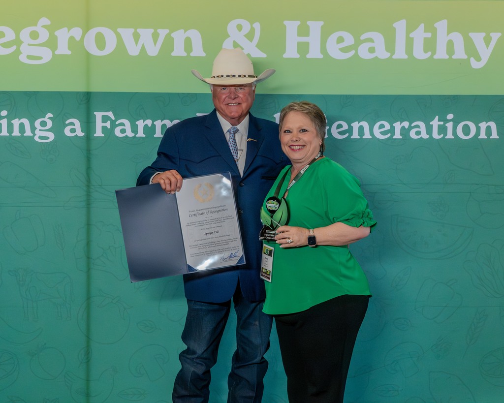 Penny tinkle receives award for "cream of the crop" signifying farm fresh challenge program success