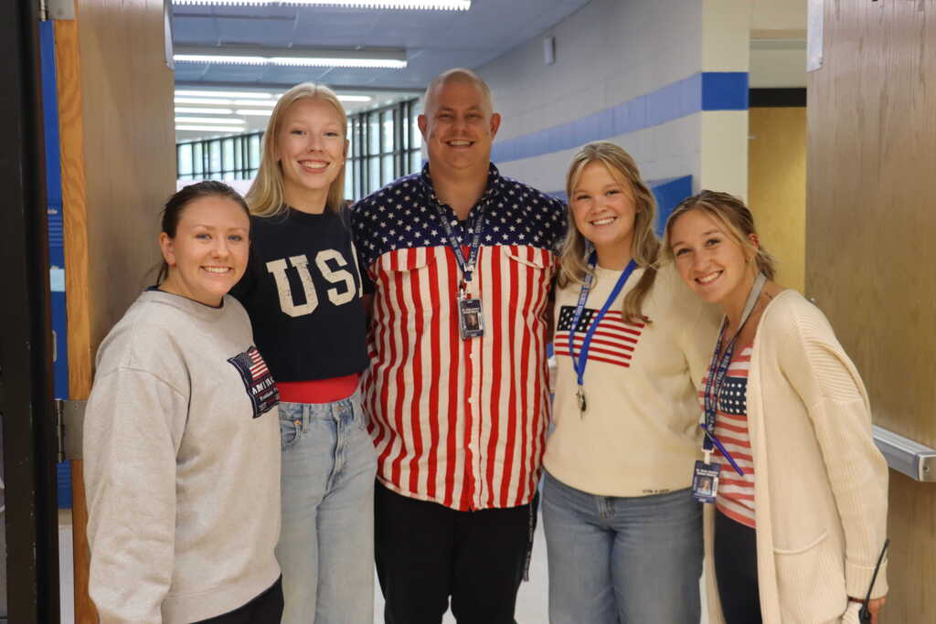 'Merica Monday Dress Up - Homecoming 2026
