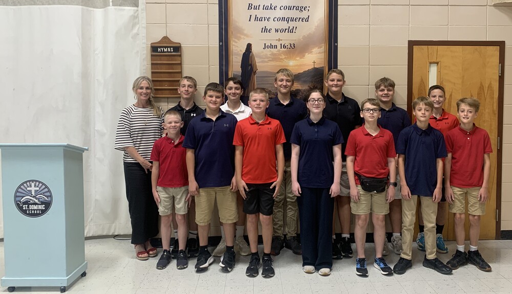 7th Grade Leaders Teach About The Holy Rosary
