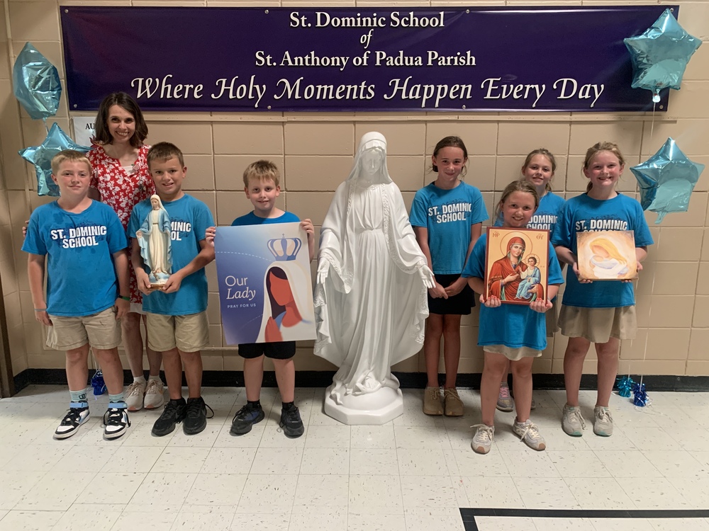 Grade 4 Leaders - Happy Birthday Mary