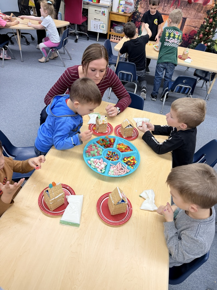 so many choices of candy to put on.