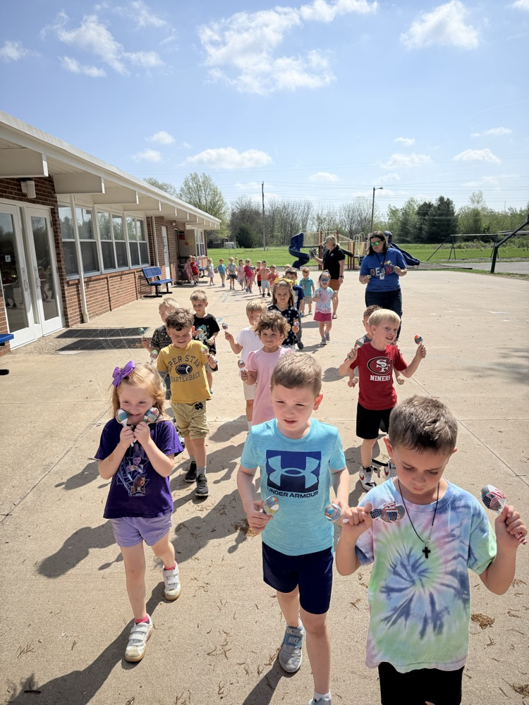 and we finished the week shaking our homemade maracas from Monday in our parade around the school! 