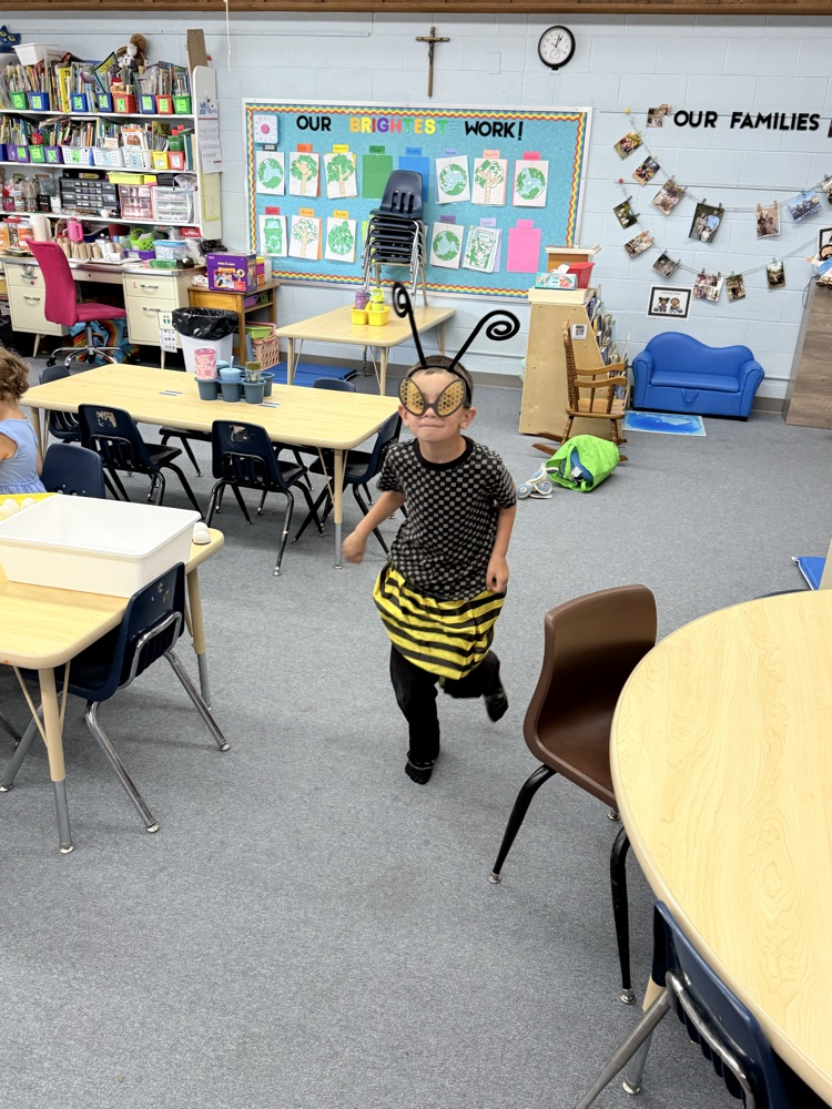 dressing up as a bee