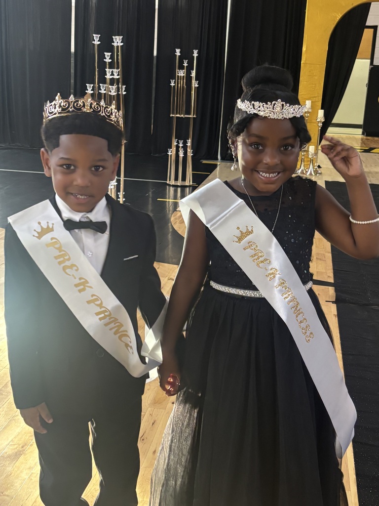 Homecoming court