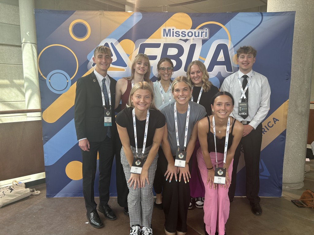 FBLA represents St. James at the State Leadership Convention.