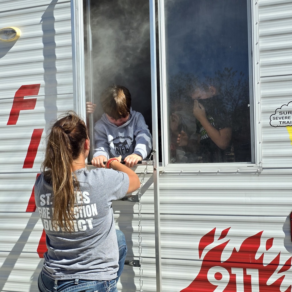 3rd Grade Fire Safety with the Smoke trailer simulation.