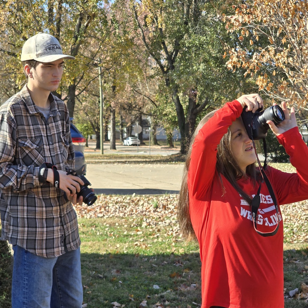 Photography students study architecture at Trinity Episcopal Church. 