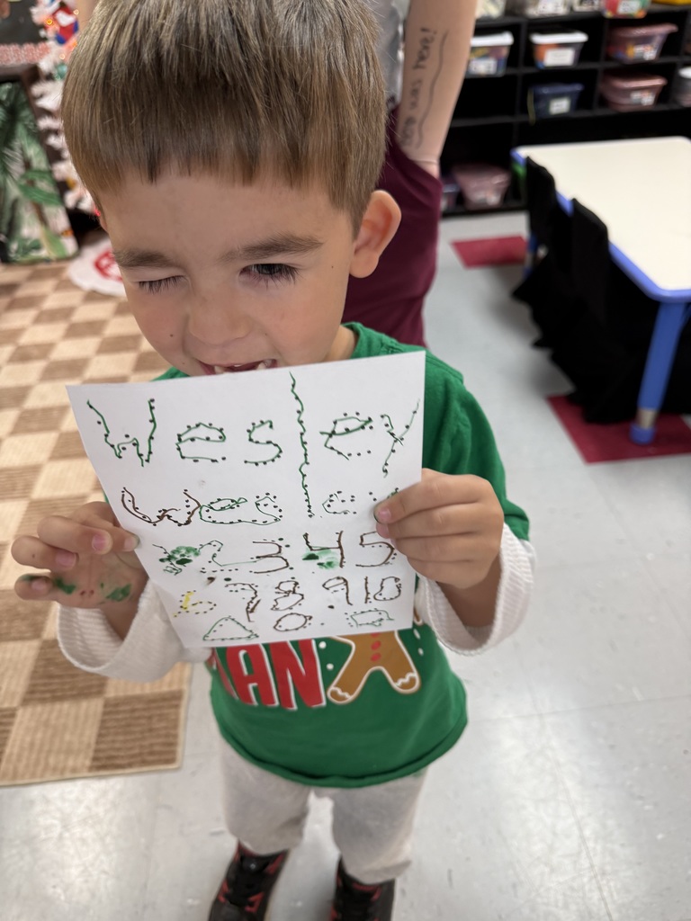 Tiger Tots learn how to write their names!