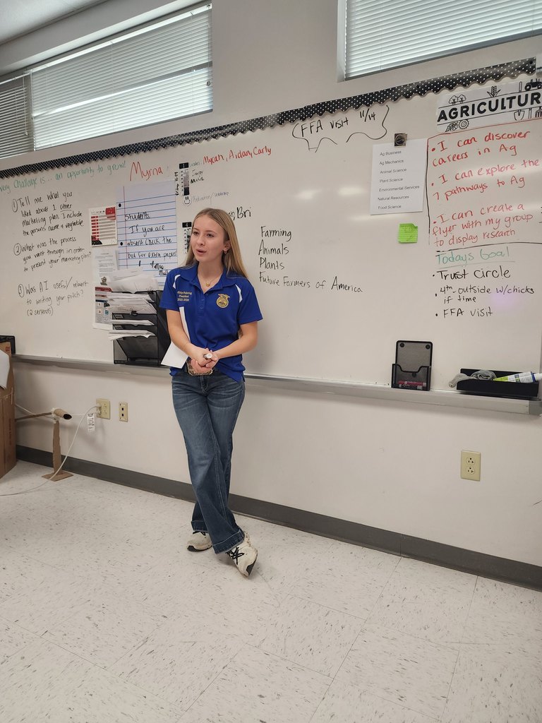 HS FFA visits middle school classes.