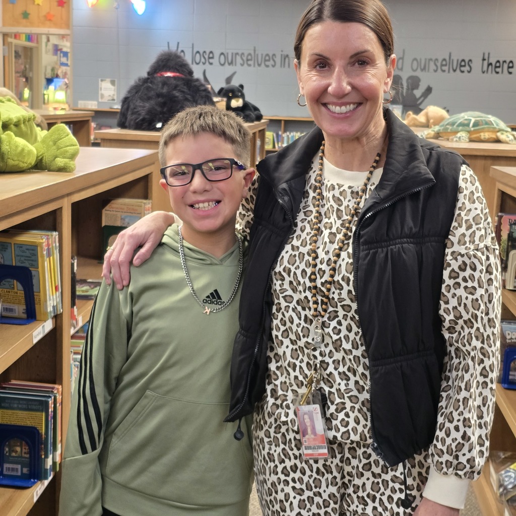 5th Grade Classroom Economy projects finished with students visiting teachers across the elementary. 