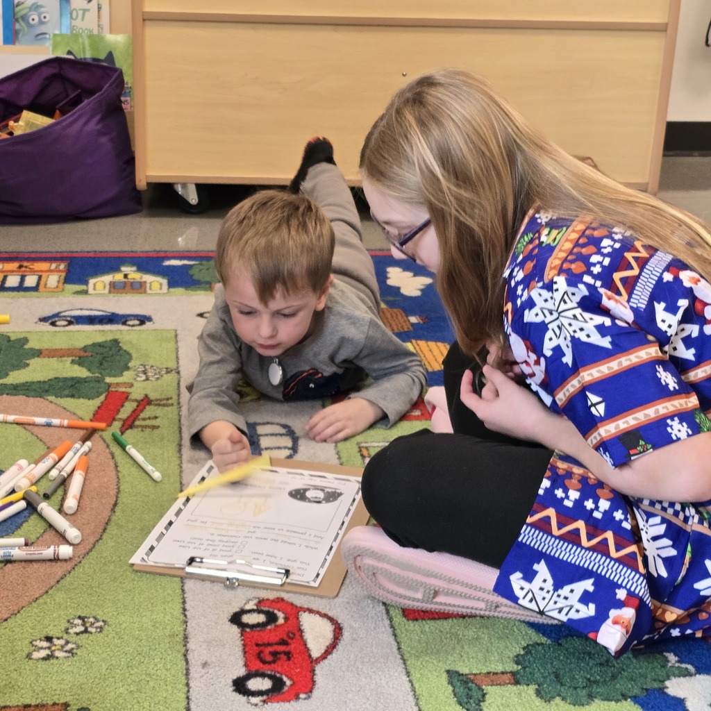 5th Grade Classroom Economy projects finished with students visiting teachers across the elementary. 