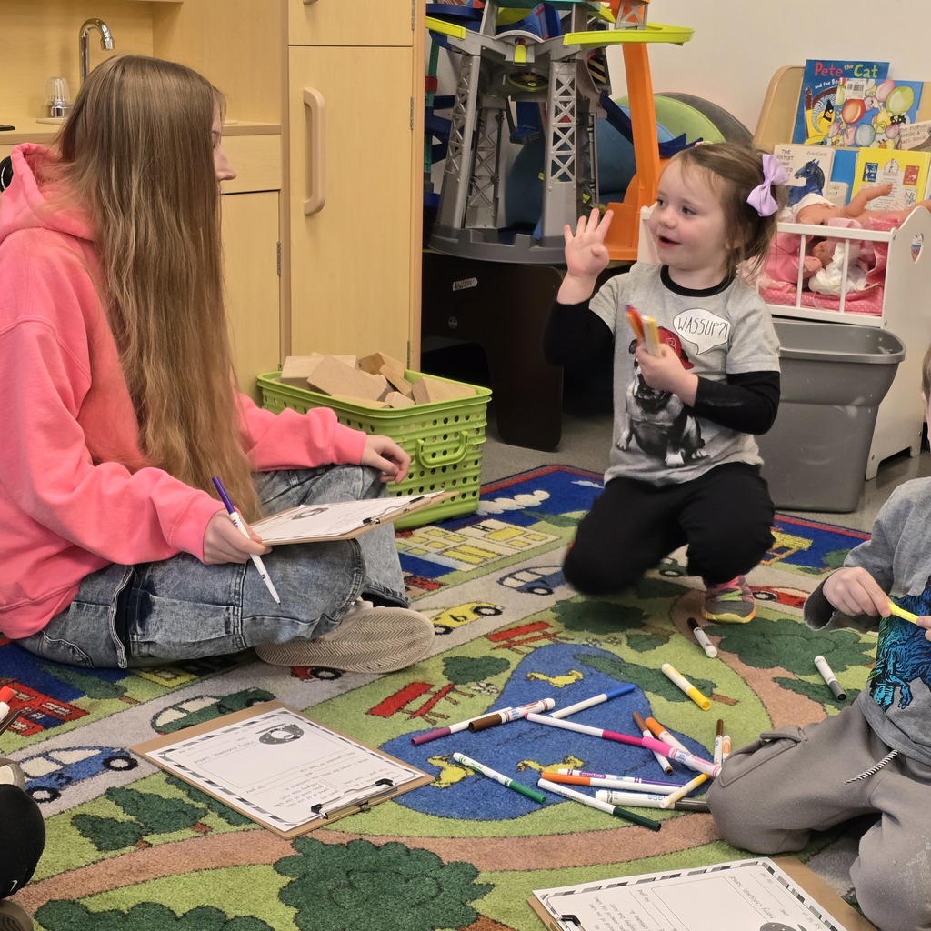 Senior Beta students help Tiger Cubs write Santa letters. 