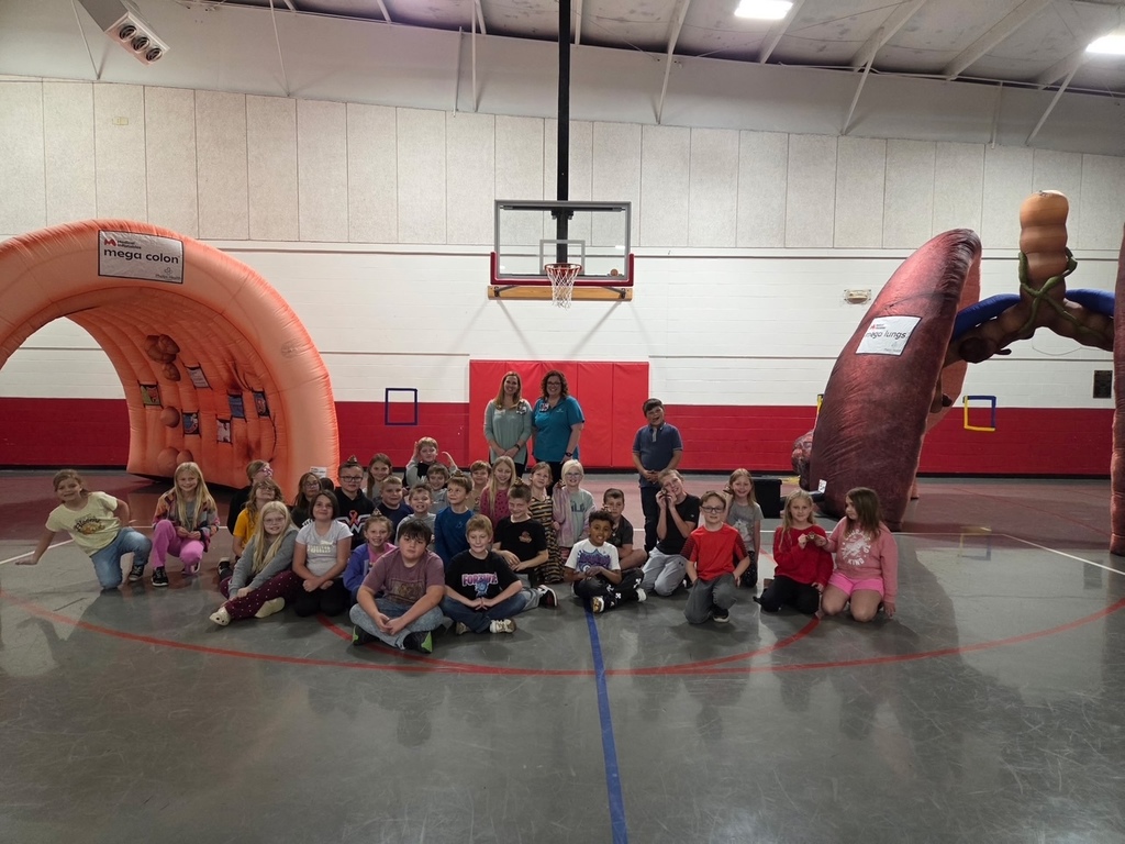 Phelps Health brings giant organs for 3rd grade students. 