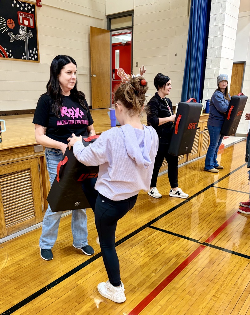 ROX at LWJE practice self defense! 