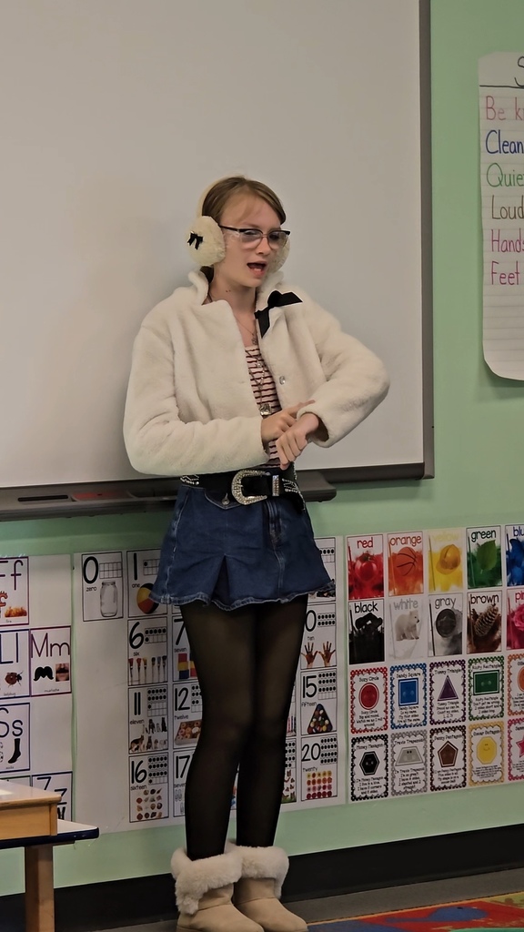 ASL club visits LWJE and performs Christmas Carols!