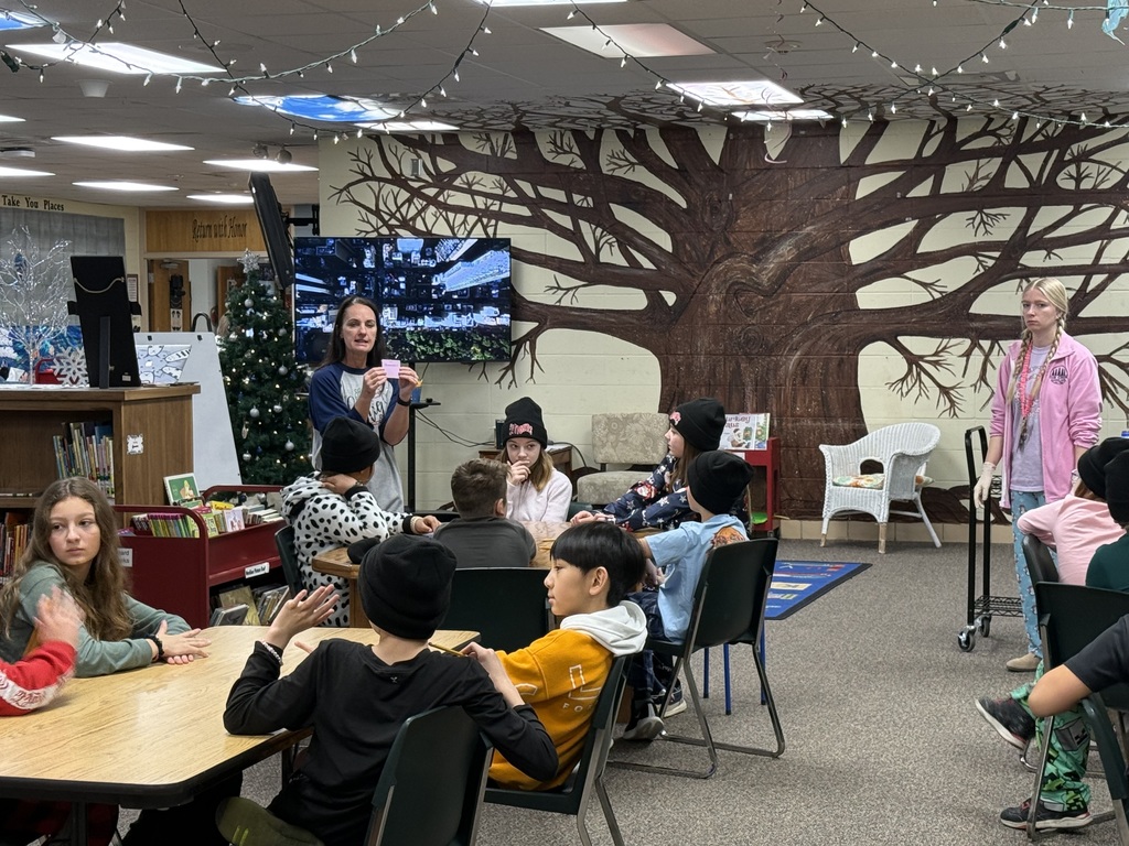 Ms. Wisdom's entire class earned the right to be on The Reader's Wall of Fame at LWJE library!