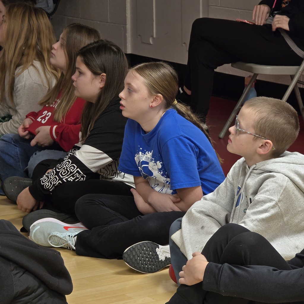 Author Taryn Souders visits our district to meet with students about writing.