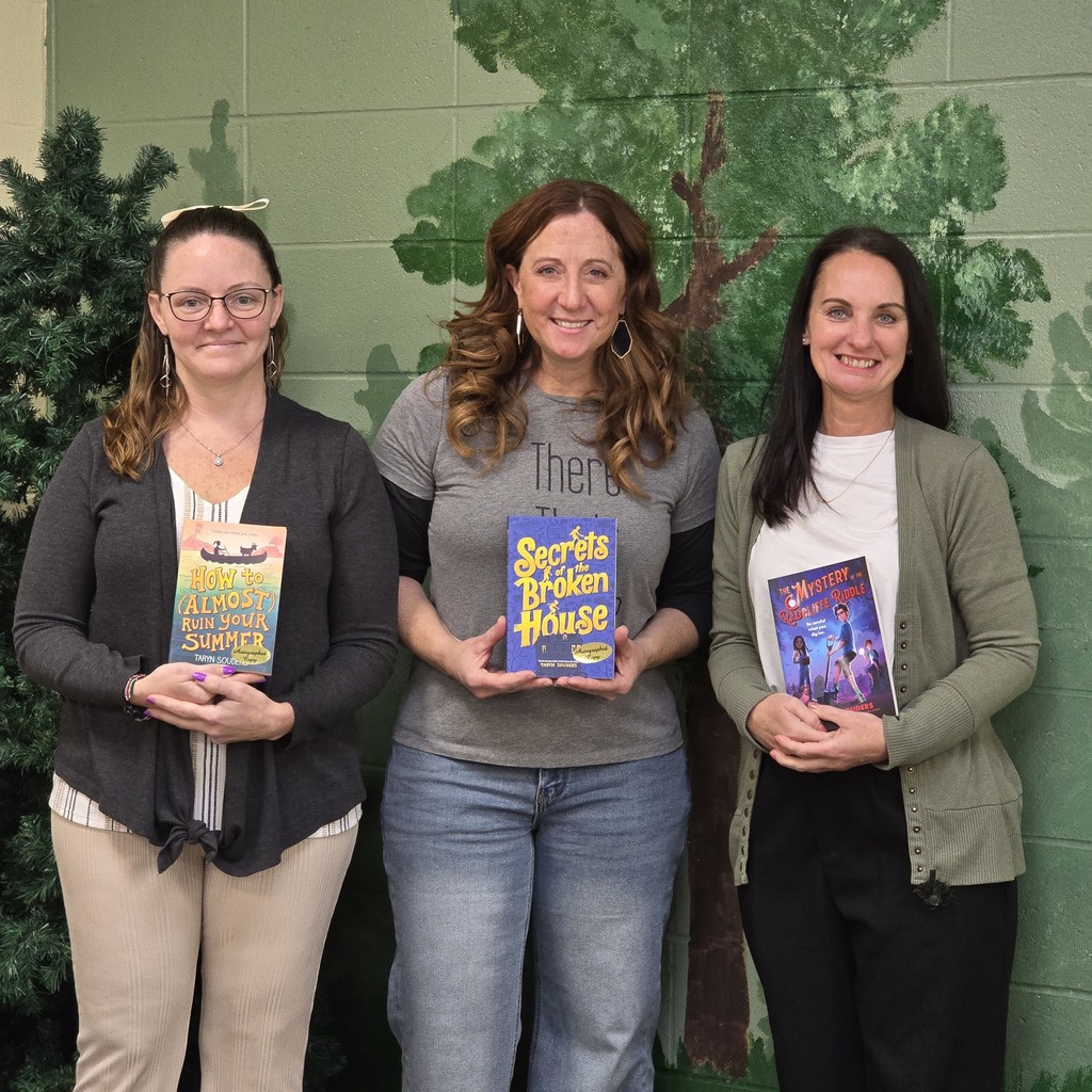 Author Taryn Souders visits our district to meet with students about writing.