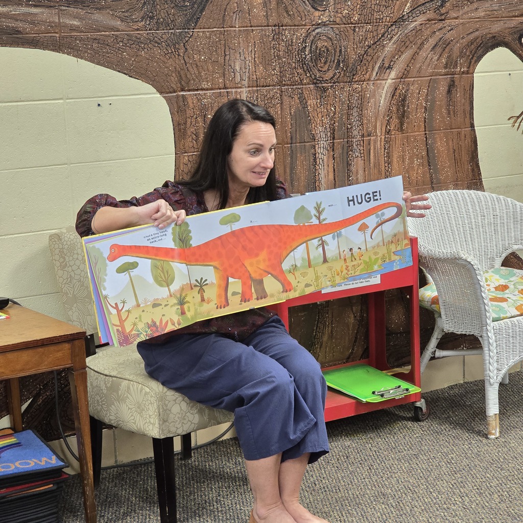 Tiger Cubs gets hands on at the library with dinosaur activity. 