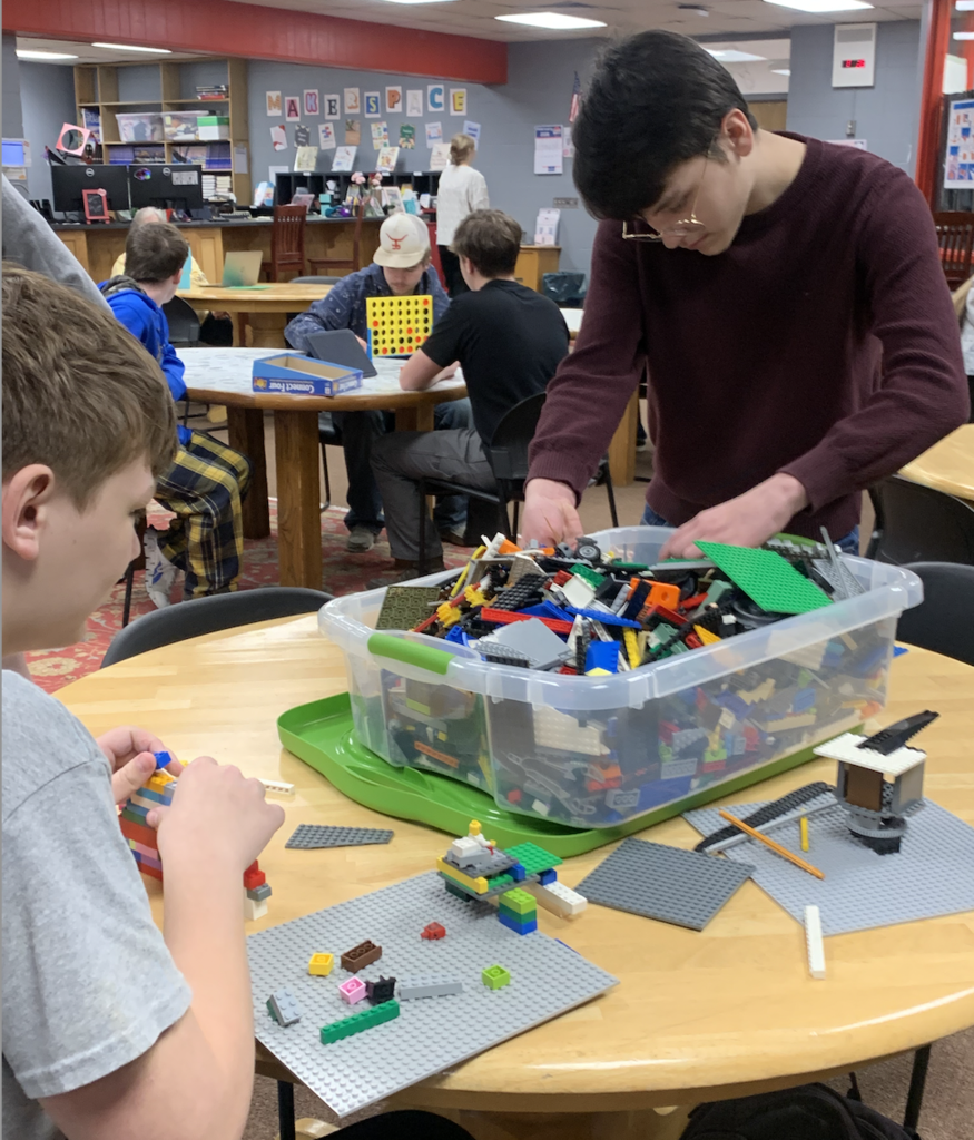 Lego time during Makerspace activities.
