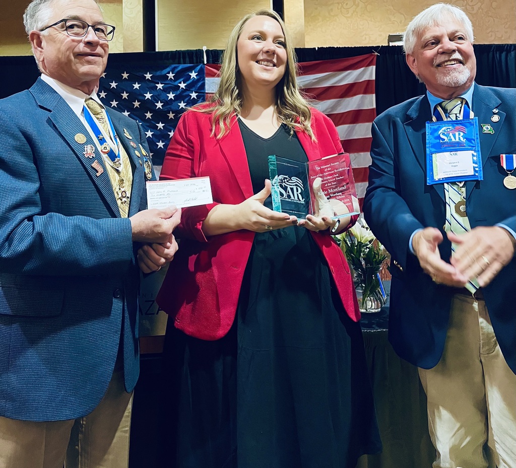 Mrs. Moreland received Elementary Teacher of the Year from the Sons and Daughters of the American Revolution 