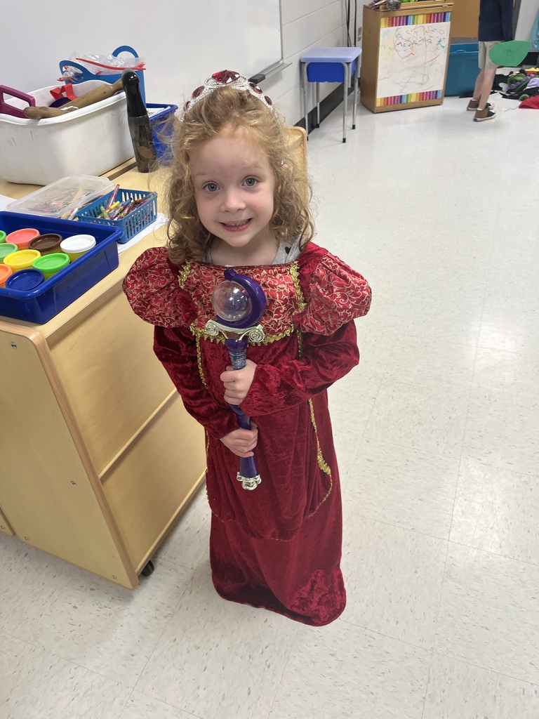 Castles and Dragons in Kindergarten!