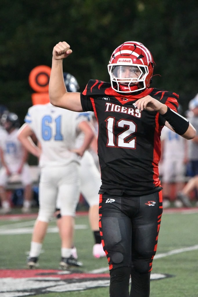 Tiger Weekly Highlights: Football