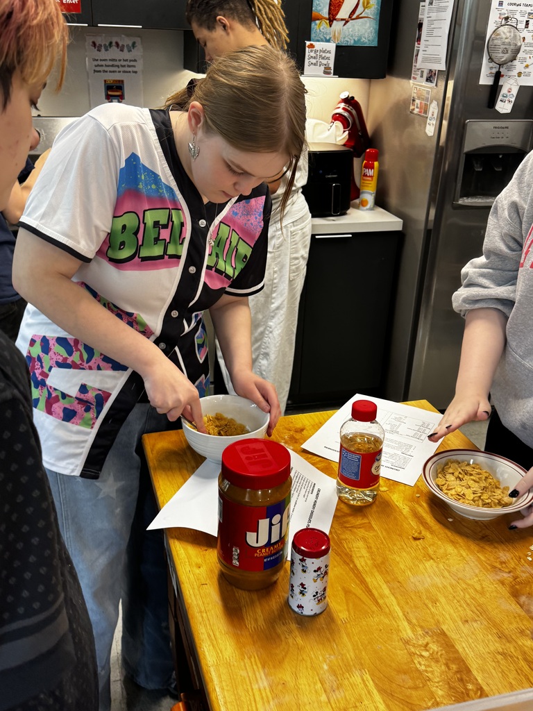 Foods I students learn the importance of measurements in baking. 
