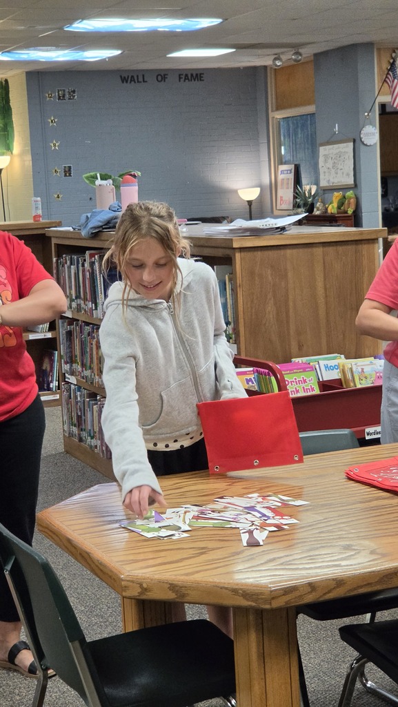 LWJE Beta students created Welcome Bags for new students who start at their school throughout the year.