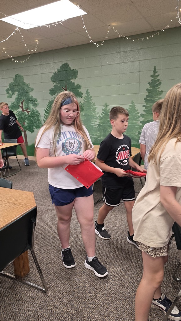 LWJE Beta students created Welcome Bags for new students who start at their school throughout the year.