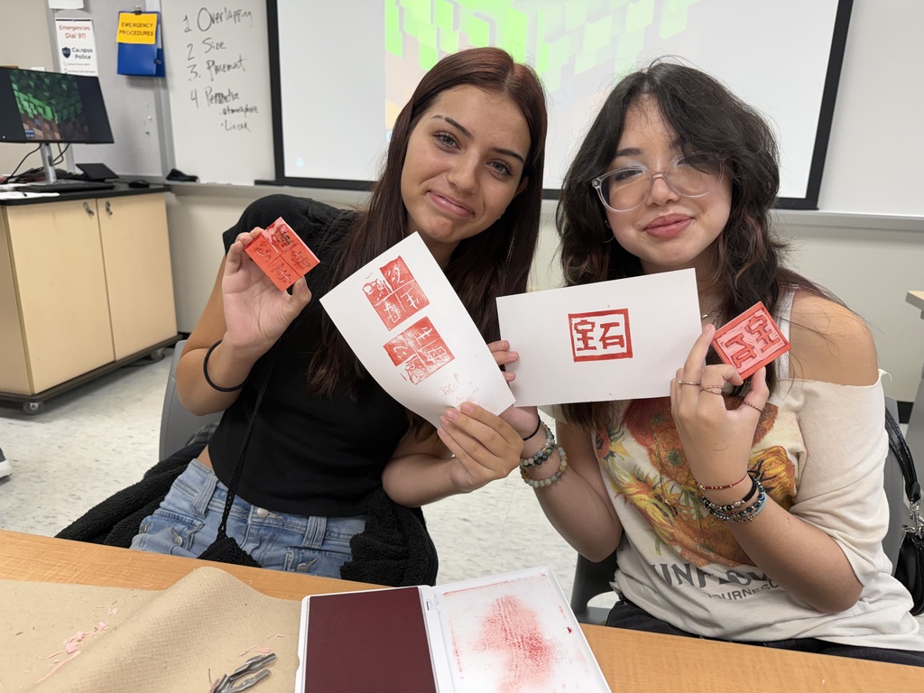 Students attend Art Day at ECC.