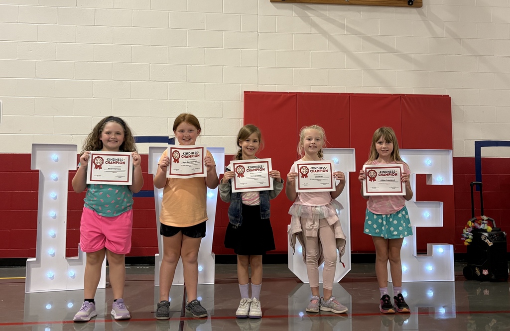 3rd grade students of the month at LWJE!
